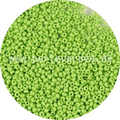 Preciosa rocailles opaque lt. green